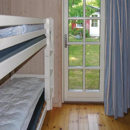 Three-bedroom Holiday In בית נופש *