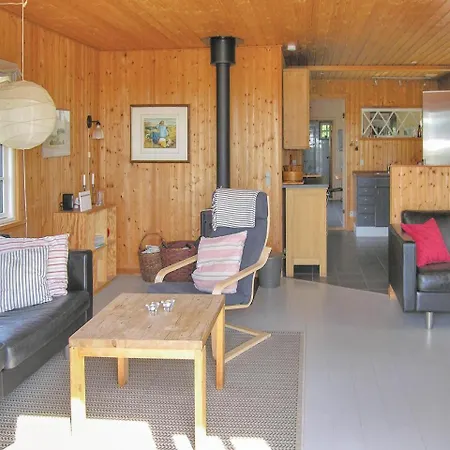 Three-bedroom Holiday In * Nordenbro Vesteregn